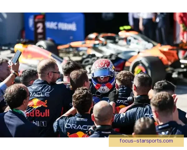 F1赛季精彩纷呈各大车队展开激烈角逐争夺世界冠军荣耀