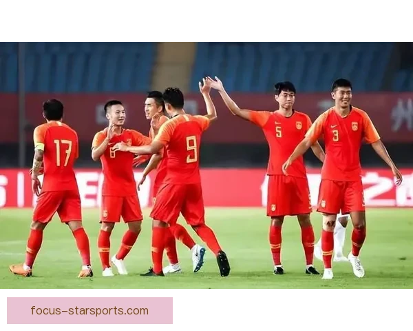 国家队主帅点评联赛新星表现引发球迷热议及备战亚洲杯前景分析深度