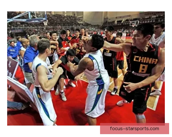 中国男篮迎战澳大利亚力争复仇晋级世界杯四强激战即将上演